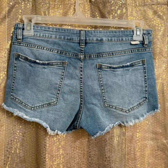 Billabong Tie Front Lite Hearted Denim Raw Hem Shorts Size 28 - Picture 2 of 10